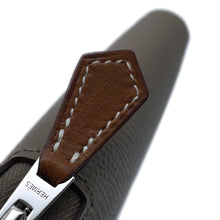 Load image into Gallery viewer, HERMES Azap compact silk in Etoupe Epsom
