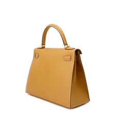 Load image into Gallery viewer, HERMES Kelly Sellier Natural Chamonix Leather Size 28
