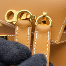 Load image into Gallery viewer, HERMES Kelly Sellier Natural Chamonix Leather Size 28
