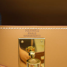 Load image into Gallery viewer, HERMES Kelly Sellier Natural Chamonix Leather Size 28
