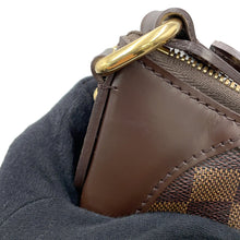 Load image into Gallery viewer, LOUIS VUITTON Thames RedN48181 Damier Ebene Canvas Size GM
