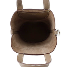 Load image into Gallery viewer, HERMES in-the-loop Tote Bag Etoupe Taurillon Clemence Swift Leather Size 18

