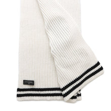 Load image into Gallery viewer, CHANEL Logo Patch Scarf White/BlackAAA409 Cashmere100%
