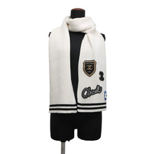 Load image into Gallery viewer, CHANEL Logo Patch Scarf White/BlackAAA409 Cashmere100%
