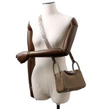 Load image into Gallery viewer, HERMES Lindy Mini Etoupe Taurillon Clemence Size Mini
