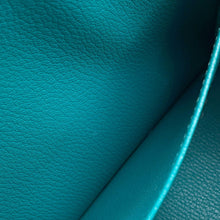 Load image into Gallery viewer, HERMES Kelly Sellier Verso SPO Raisin/Blue Paon Chevre LeatherChevre Coromandel Goatskin Size 25
