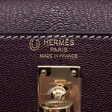 Load image into Gallery viewer, HERMES Kelly Sellier Verso SPO Raisin/Blue Paon Chevre LeatherChevre Coromandel Goatskin Size 25
