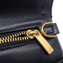 将图像加载到图库查看器中，Dior Caro ChainShoulder Wallet Black Leather
