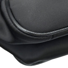 将图像加载到图库查看器中，PRADA logo messenger bag Black2VD700 Nylon
