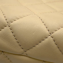 将图像加载到图库查看器中，CHANEL Matelasse ChainShoulder Bag Beige Lambskin
