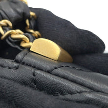 将图像加载到图库查看器中，CHANEL CHANEL19 Chain Handbag BlackAP3647 Lambskin
