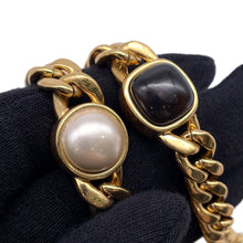 Load image into Gallery viewer, CHANEL Matelasse PearlChain Mini Chain Wallet BlackAP2932 Lambskin
