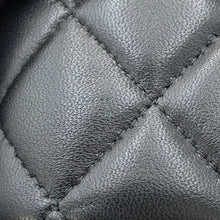 将图像加载到图库查看器中，CHANEL Matelasse Top Handle Chain Vanity Bag BlackAP2199 Lambskin
