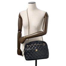 将图像加载到图库查看器中，CHANEL Matelasse Camera Case ChainShoulder Bag BlackAS5181 Lambskin
