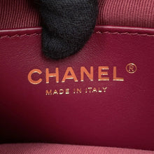 将图像加载到图库查看器中，CHANEL Matelasse Camera Case ChainShoulder Bag BlackAS5181 Lambskin
