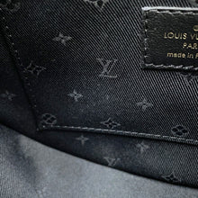 Load image into Gallery viewer, LOUIS VUITTON over the moon NoirM59799 Calf Leather Monogram・Pattern
