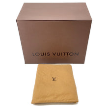 Load image into Gallery viewer, LOUIS VUITTON Doudou Teddy Bear_Limited to 500 pieces worldwide 2005 Stainless Steel BrownM99000 Velour
