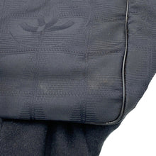 Load image into Gallery viewer, CHANEL New Travel Line Tote BlackA15991 NylonJacquard Leather Size MM

