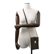 将图像加载到图库查看器中，LOUIS VUITTON Pochette・Trunk Vertical NoirM63913 Monogram

