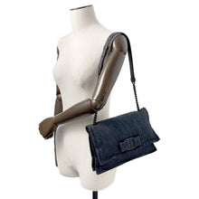 将图像加载到图库查看器中，Ferragamo VIVA BOW Viva Bow Vara Ribbon ChainShoulder NavyGG-210363 Denim
