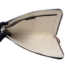 将图像加载到图库查看器中，Berluti Nino TGM Calligraphy Clutch Bag Brown Leather Size TGM
