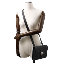 将图像加载到图库查看器中，HERMES Sac A Depeches Shoulder Bag Black Togo Leather Size 21
