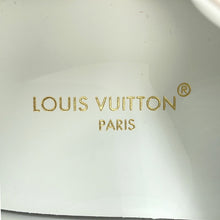将图像加载到图库查看器中，LOUIS VUITTON Time Out Line Monogram Sneakers Nude1ABR2K Suede leather Size 37H
