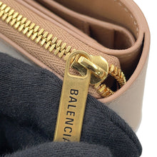 Load image into Gallery viewer, BALENCIAGA Envelope Compact Wallet Beige753762 Smooth Calf Leather
