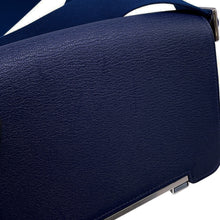 Load image into Gallery viewer, HERMES Geta Navy Chevre Myzore Goatskin
