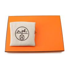 Load image into Gallery viewer, HERMES Geta Navy Chevre Myzore Goatskin
