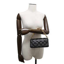 将图像加载到图库查看器中，LOUIS VUITTON PochetteCoussin Noir/PinkM83359 Monogram・Pattern Lamb Leather
