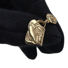 Load image into Gallery viewer, Dior Saddlebag Motif Earrings Gold Metal
