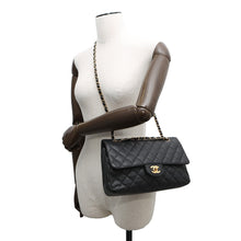 Load image into Gallery viewer, CHANEL Matelasse Double Flap ChainShoulder Bag BlackA01112 Caviar Leather Size 25
