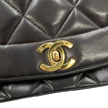 将图像加载到图库查看器中，CHANEL Diana ChainShoulder Bag BlackA01165 Lambskin
