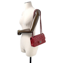 将图像加载到图库查看器中，CHANEL Matelasse ChainShoulder Bag Red Lambskin
