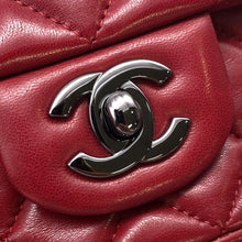 将图像加载到图库查看器中，CHANEL Matelasse ChainShoulder Bag Red Lambskin
