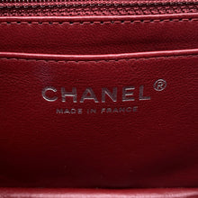 将图像加载到图库查看器中，CHANEL Matelasse ChainShoulder Bag Red Lambskin
