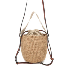 将图像加载到图库查看器中，Chloe Woody Small Basket BeigeCHC22SS381G55101 Straw Canvas
