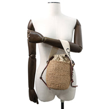 Load image into Gallery viewer, Chloe Woody Small Basket BeigeCHC22SS381G55101 Straw Canvas
