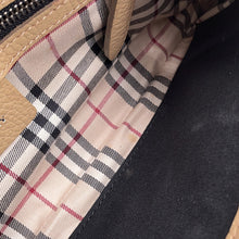 将图像加载到图库查看器中，BURBERRY One Shoulder Bag Beige Leather
