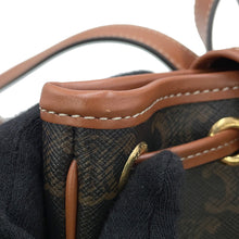 将图像加载到图库查看器中，CELINE Triomphe Falco Backpack Tan197662 PVC Calf Leather Size Mini
