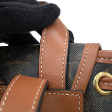 将图像加载到图库查看器中，CELINE Triomphe Falco Backpack Tan197662 PVC Calf Leather Size Mini
