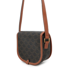 将图像加载到图库查看器中，CELINE Triomphe Folco Shoulder Bag Tan191502 PVC Leather Size Medium
