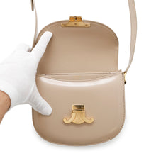 将图像加载到图库查看器中，CELINE Buzas Triomphe Shoulder Bag Beige110413BF4 Leather
