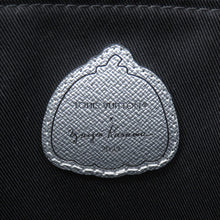 Load image into Gallery viewer, LOUIS VUITTON LV × YK Sac Plat NoirM46404 Monogram Eclipse Painted Dot
