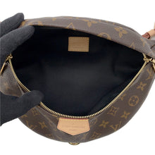 Load image into Gallery viewer, LOUIS VUITTON Bumbag NoirM43644 Monogram
