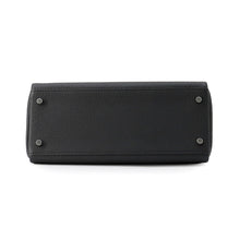 Load image into Gallery viewer, HERMES Kelly Retourne Black Togo Leather Size 28
