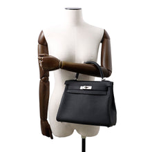 Load image into Gallery viewer, HERMES Kelly Retourne Black Togo Leather Size 28
