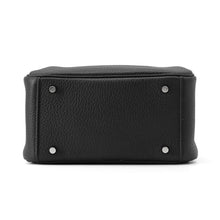 Load image into Gallery viewer, HERMES Lindy Black Taurillon Clemence Size Mini
