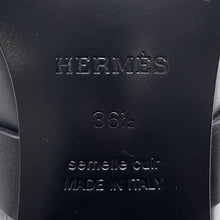 Load image into Gallery viewer, HERMES Sandals 《Cute》 60 Black Calf Leather Size 36 1/2
